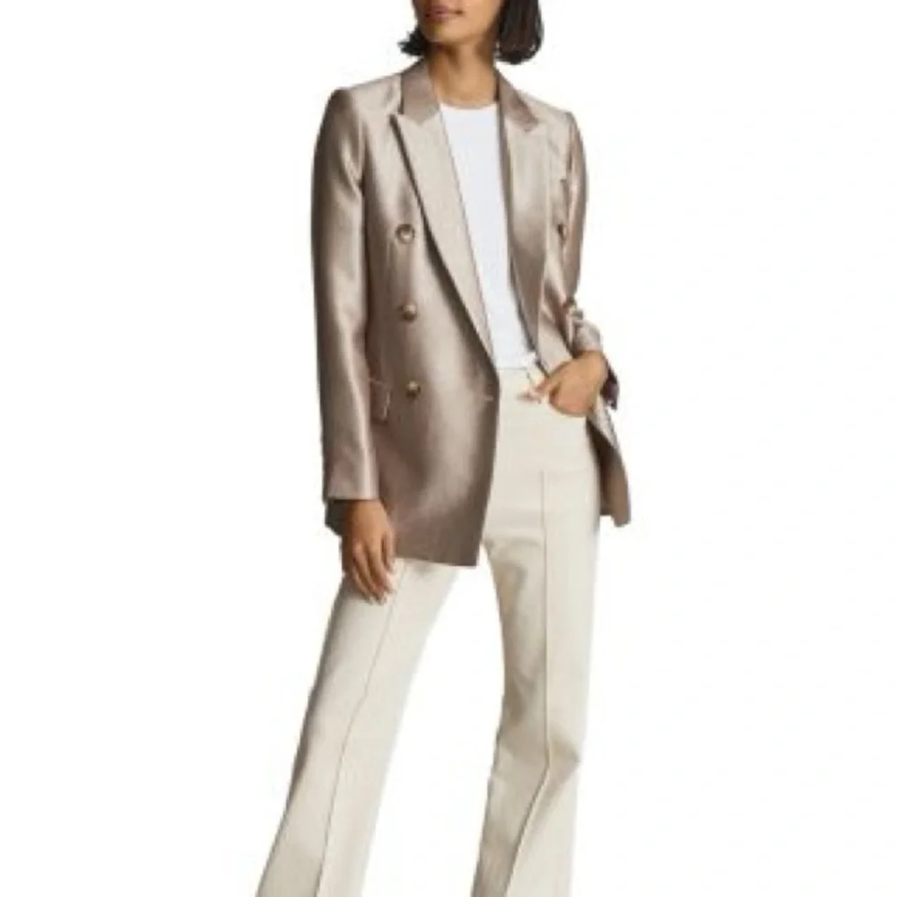 Shimmering Gold REISS
Mimi Double Breasted Blazer size 8 - Picture 8 of 11